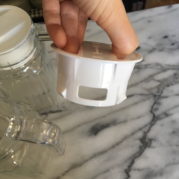 Glass Pitcher - Picture 4 of 4